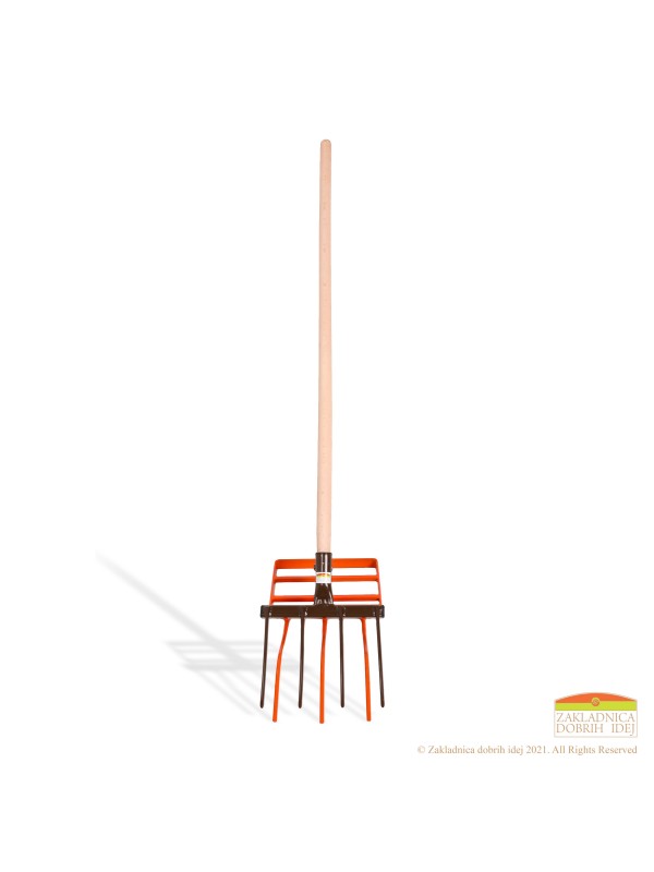 Innovative fork for aeration and loosening the soil 30