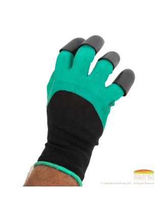 Protective gloves with claws