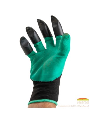 Protective gloves with claws